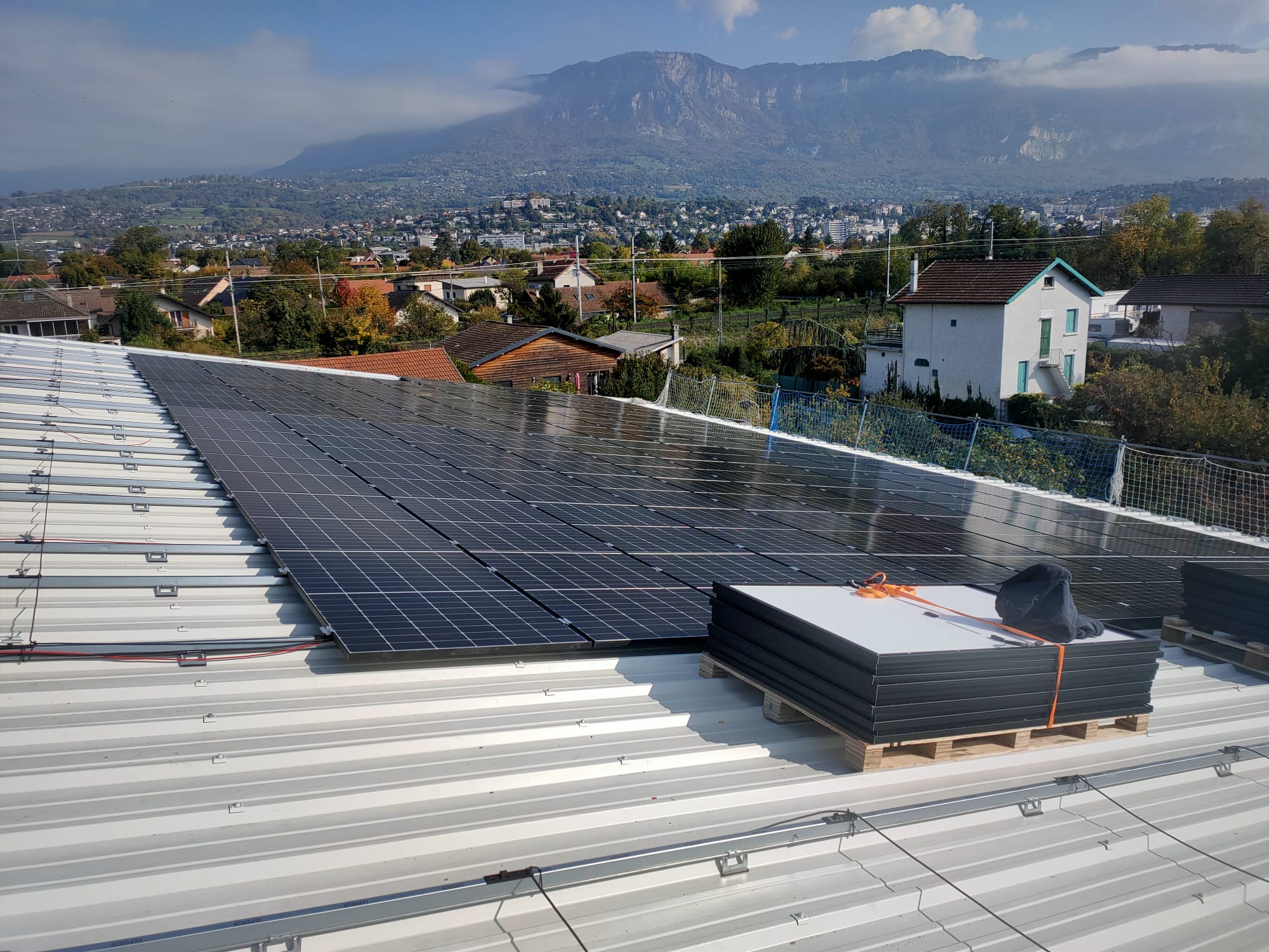 Panneaux photovoltaïque gymnase aix les bains