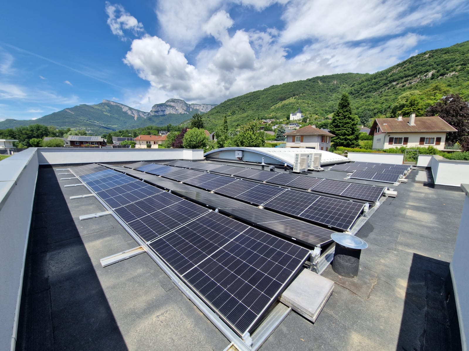 photovoltaïque Pôle Enfance de Challes-les-Eaux